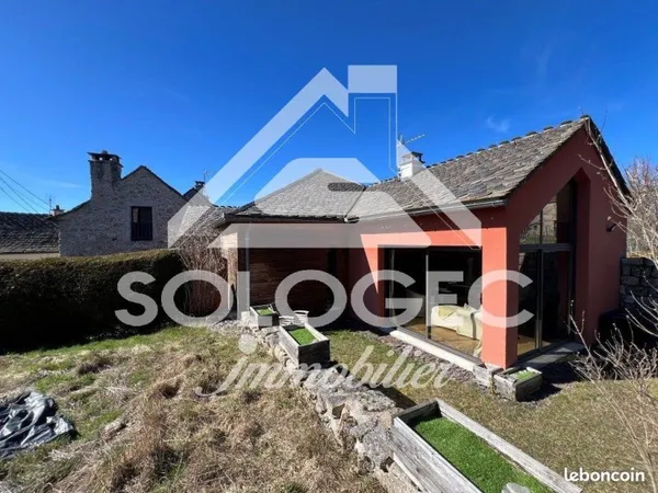Maison de village 8 pièces 146 m²