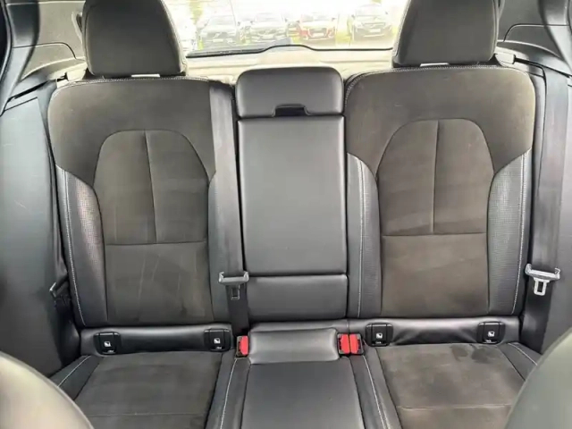Volvo Xc40 d4 awd adblue 190 ch geartronic 8 — photo 23