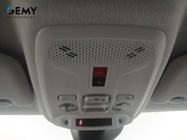 Peugeot 208 puretech 75 s&amp;s bvm5 — photo 17