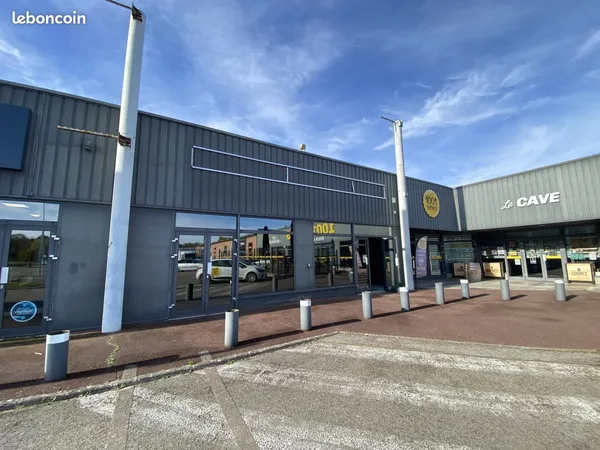 Local commercial 208 m² Pont-Sainte-Marie