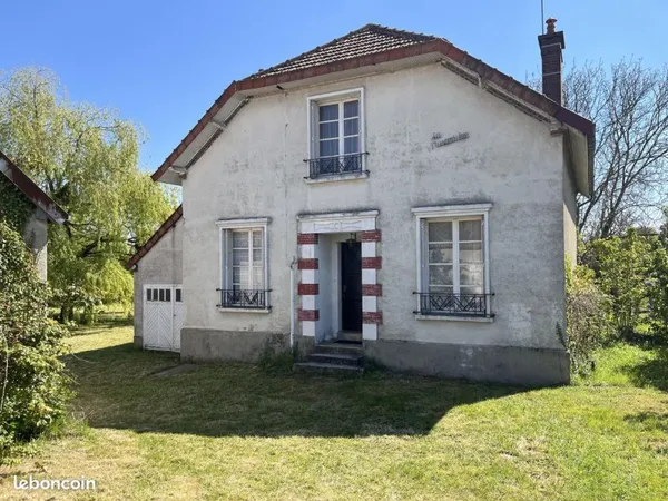 Maison lumineuse avec grand jardin | 121 m² | Clesles