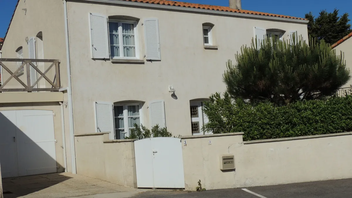 Photo 2