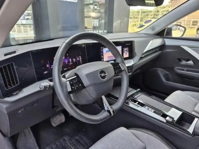 Opel Astra vi 1.2 turbo 130ch auto elegance business — photo 29