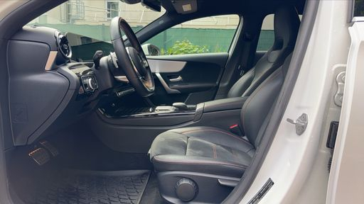Mercedes Classe A 200 163 7G-DCT - AMG Line – 2021 – 33822 km – Essence – Boîte Automatique — photo 20