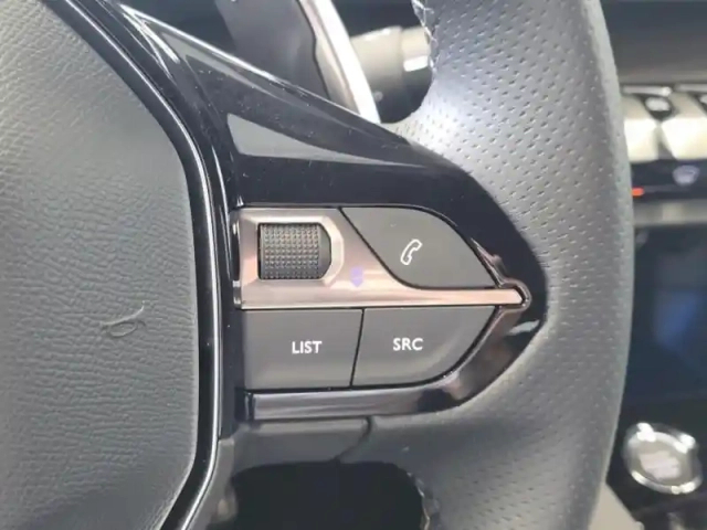 Peugeot 3008 plug-in hybrid 225ch gt e-eat8 — photo 11