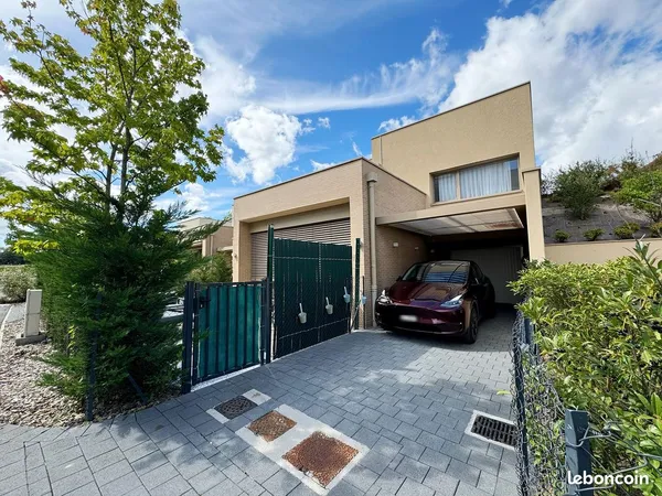 Villa 5 pièces 127 m²