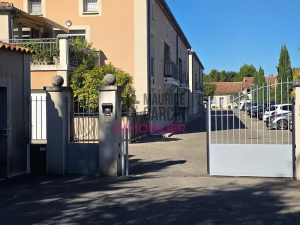Duplex T3 avec terrasse et 2 parkings - Résidence sécurisée