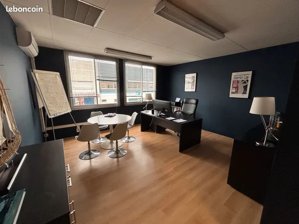 Bureau 24m2 - bail professionnel