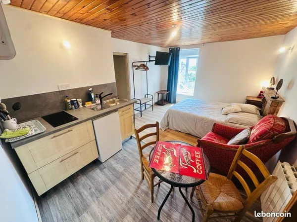 Studios meublés neufs - Location à l'année - Plomodiern À partir de 690 / mois - Charges comprises