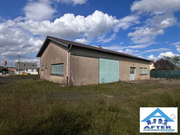DEPOT - ENTREPOT - LOCAL D'ACTIVITE 185 M² SUR TERRAIN CLOS 164