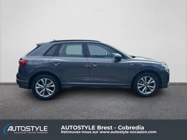 Audi Q3 35 tdi 150ch s line s tronic 7 — photo 6