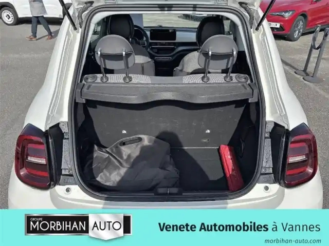 Fiat 500 3+1 e 118 ch — photo 6