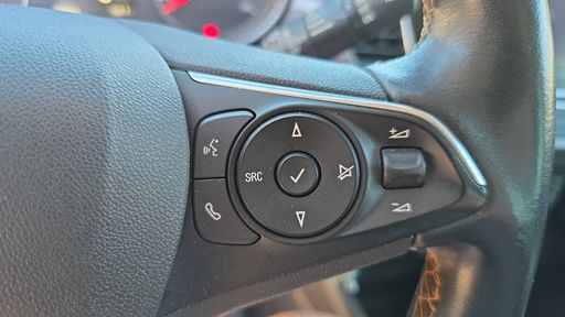 Opel Crossland X 1.2 Turbo 130 - Innovation – 2018 – 73005 km – Essence – Boîte Manuelle — photo 6