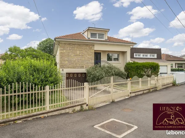 Maison 6 pièces 190 m²
