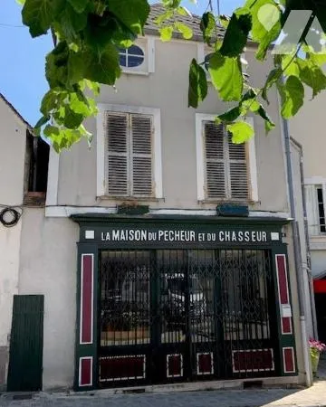 Immeuble 93 m²
