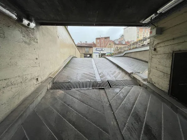 Parking 10 m²