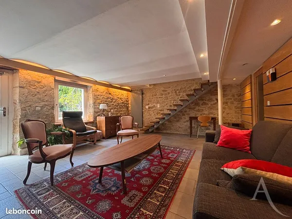 Maison 7 pièces 141 m²