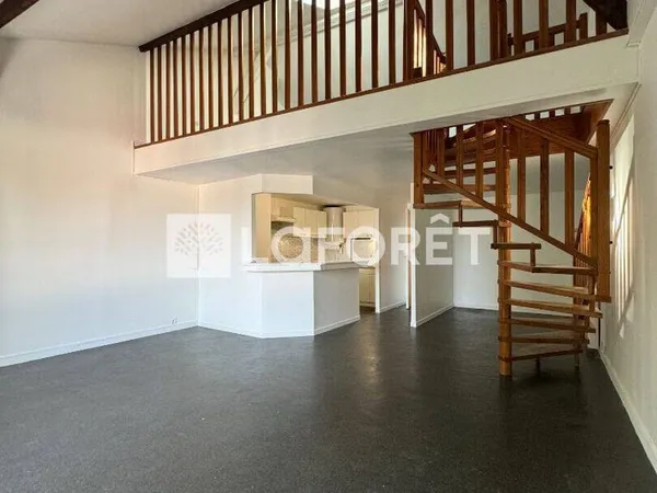 Duplex 1 pièce 54 m²