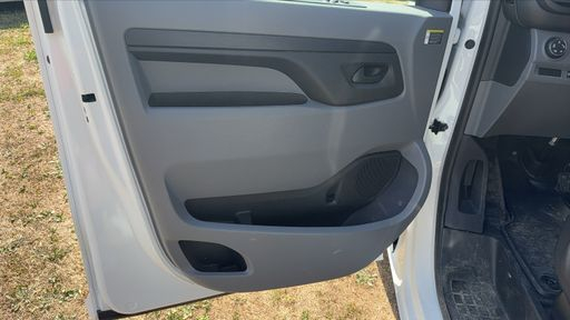 Peugeot Expert VU 2.0 BlueHDi 145 - Asphalt – 2022 – 37478 km – Diesel – Boîte Automatique — photo 24