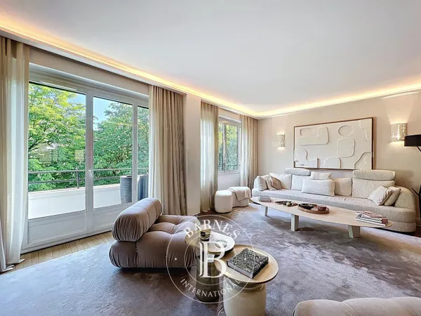 Le service location courte durée de la maison BARNES vous présente ce bien :