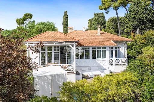 Villa 6 pièces 184 m²