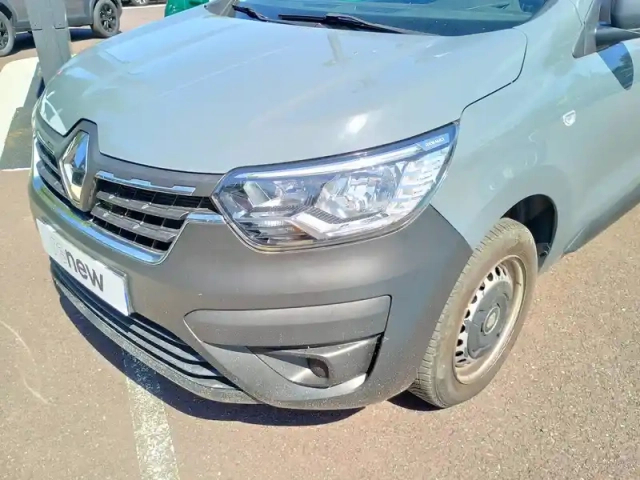 Renault Express Van blue dci 95 — photo 12
