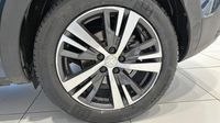 Peugeot 3008 Plug-in Hybrid 225ch Allure Pack e-EAT8 — photo 11