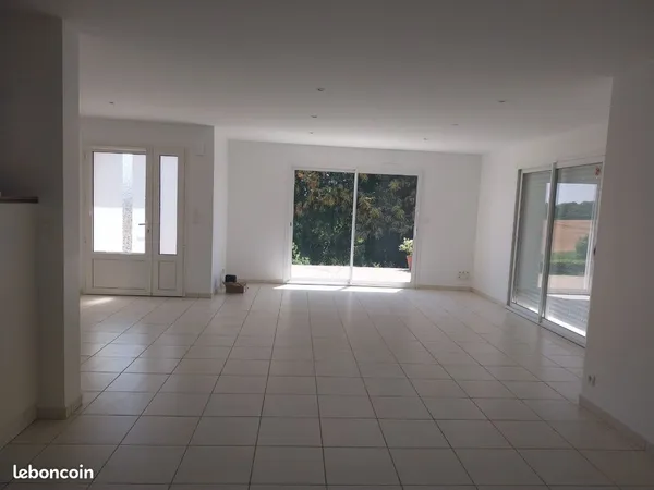 Maison de plain pieds avec sous sol