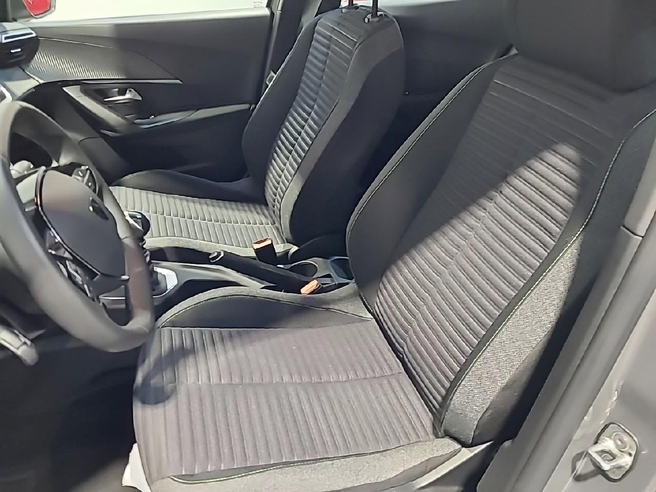 Peugeot 2008 puretech 100 s&s bvm6 active — photo 10