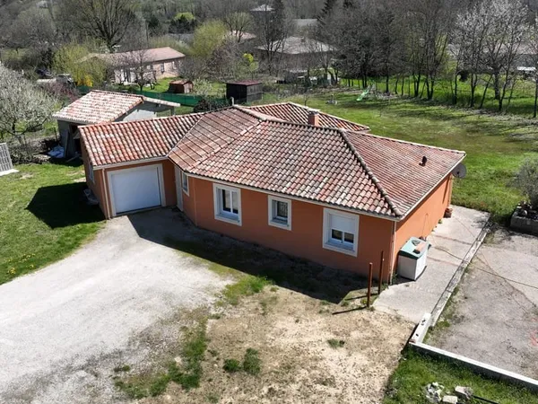 Maison T4 de 123m2 MONCLAR-DE-QUERCY