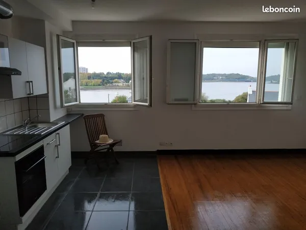 Appartement F3, Lumineux, Vue apaisante sur le Scorff, Libre