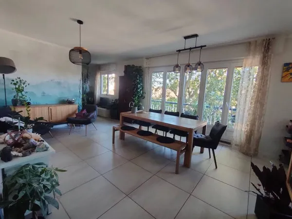 Appartement 5 pièces 106 m²
