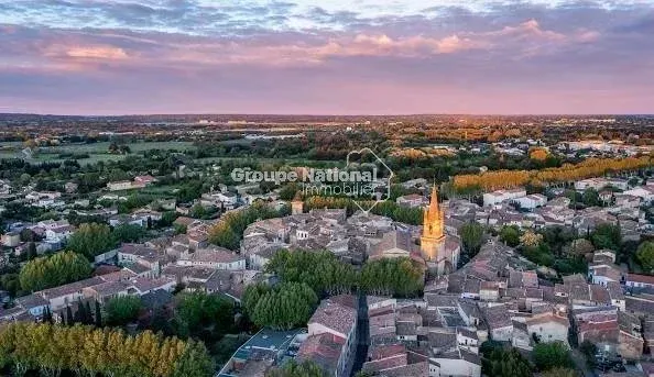 Local 4 pièces 150 m²