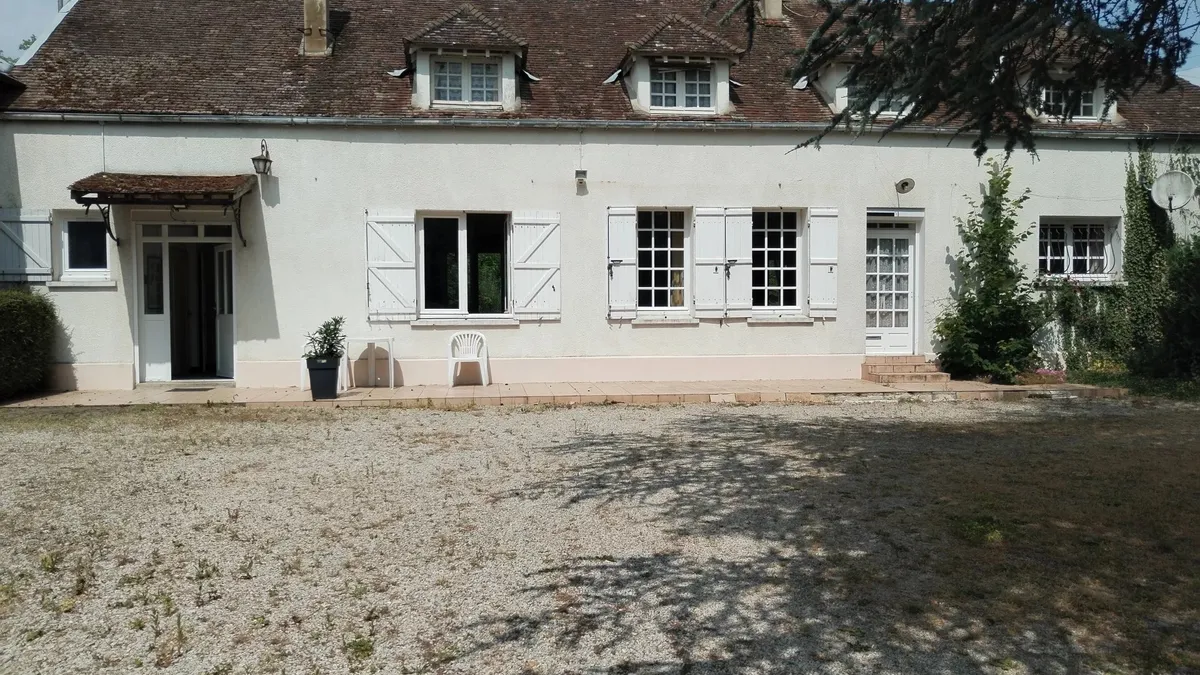 Photo 1