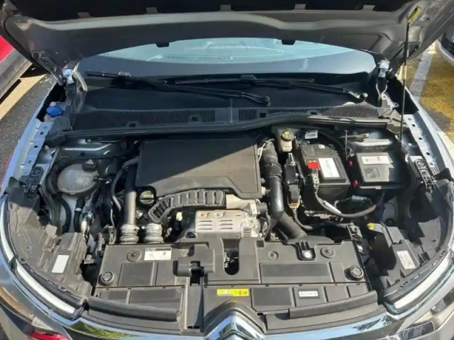Citroën C4 130ch s&amp;s feel eat8 — photo 12