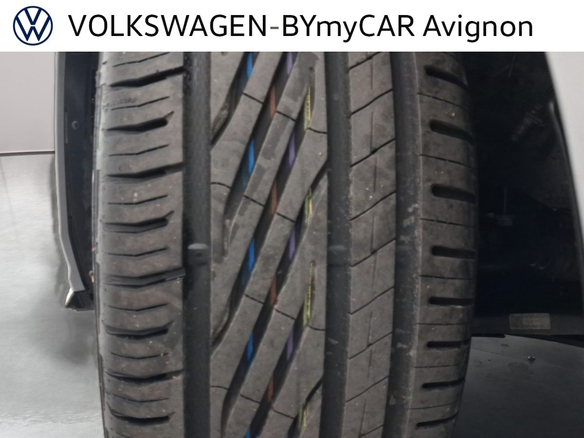 Volkswagen Golf 1.5 eTSI EVO2 116 DSG7 — photo 9