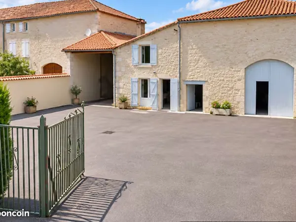Maison Familial Meublée