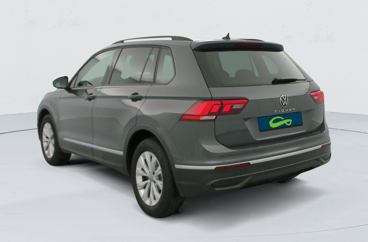 Volkswagen Tiguan — photo 3