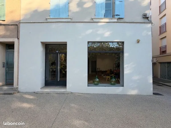 Local commercial 100 m² ROMANS SUR ISERE