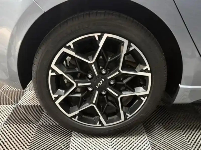 Kia Ceed 1.5 t-gdi 160ch gt line dct7 — photo 13