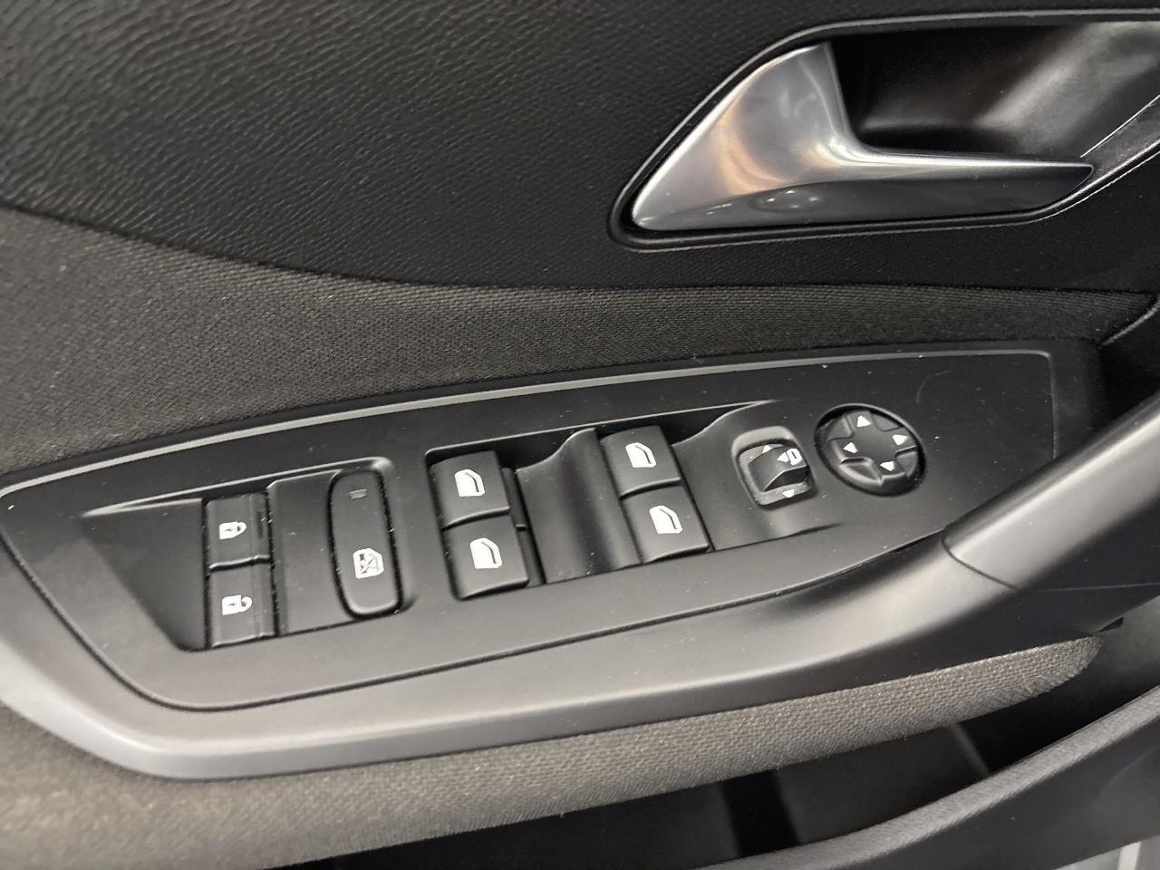 Peugeot 308 bluehdi 130ch s&s eat8 active pack — photo 30