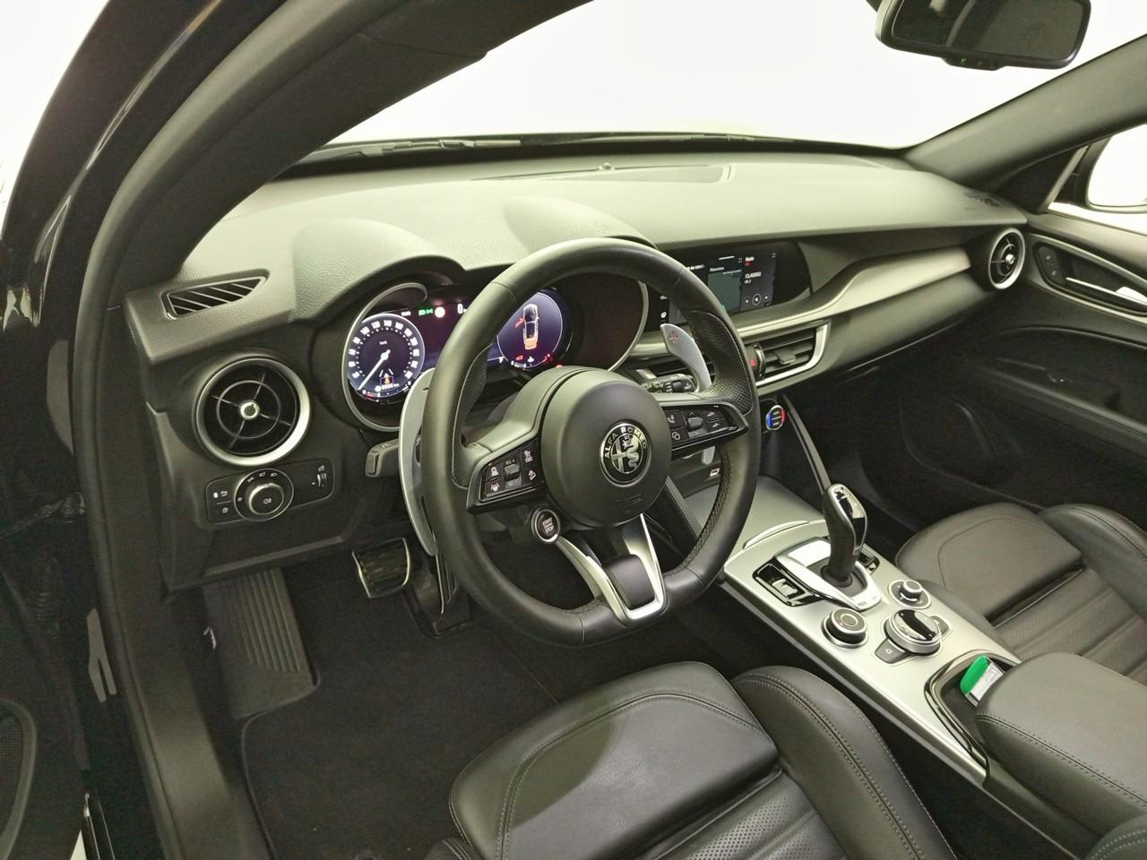 Alfa Romeo Stelvio 2.2 160 ch at8 veloce — photo 9