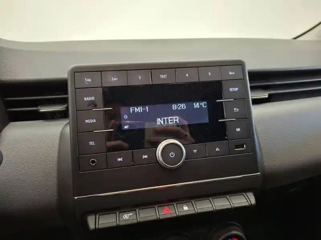 Renault Clio sce 65 — photo 39