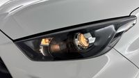 Toyota Yaris 116h Dynamic 5p MY22 — photo 17