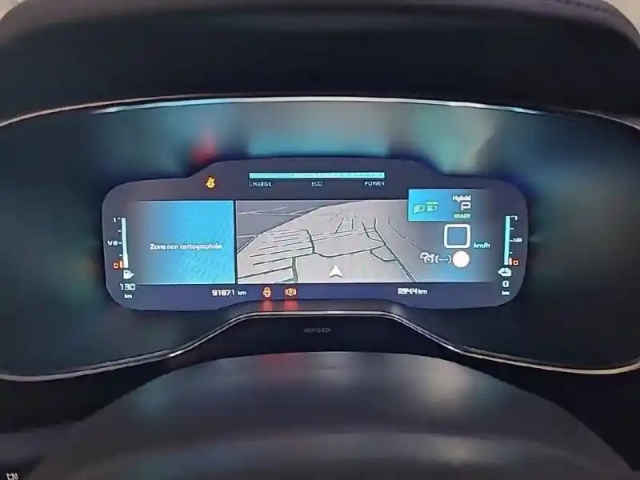 Citroën C5 Aircross hybride rechargeable 225 e-eat8 — photo 10