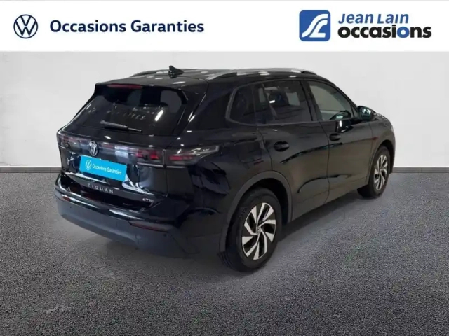 Volkswagen Tiguan 1.5 etsi 130ch dsg7 — photo 42