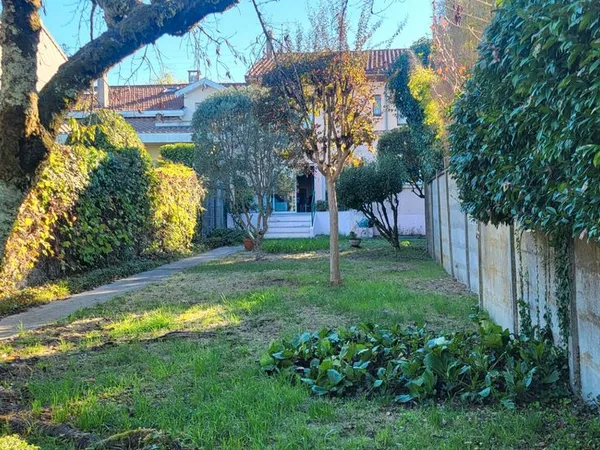 Maison 6 pièces 165 m²