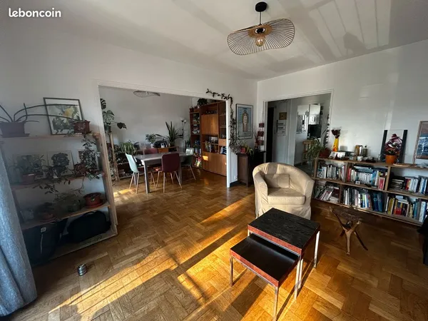Appartement T4 traversant et lumineux de 77,68 m² - Dernier étage - Garage fermé - Cave - Limoges