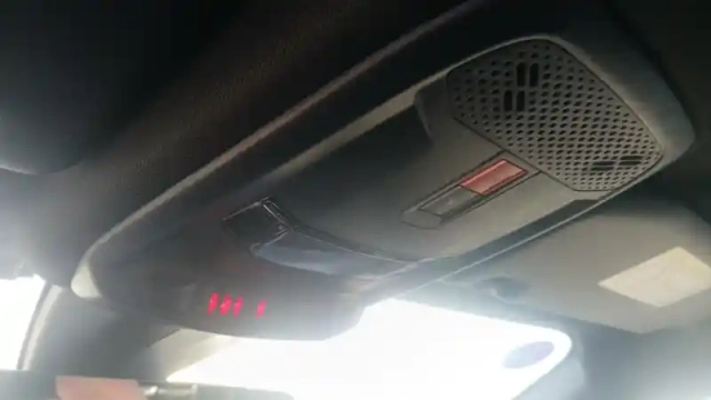 Peugeot 208 puretech 130 s&amp;s eat8 — photo 63