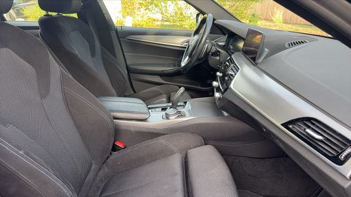 BMW Serie 5 Touring 520i 184 BVA8 - M Sport – 2021 – 73847 km – Essence – Boîte Automatique — photo 15